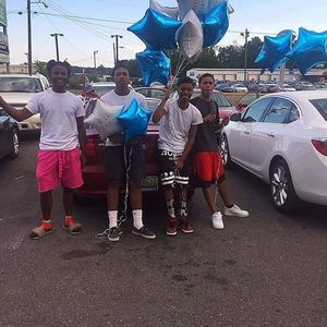 Meet your Posher, Darius